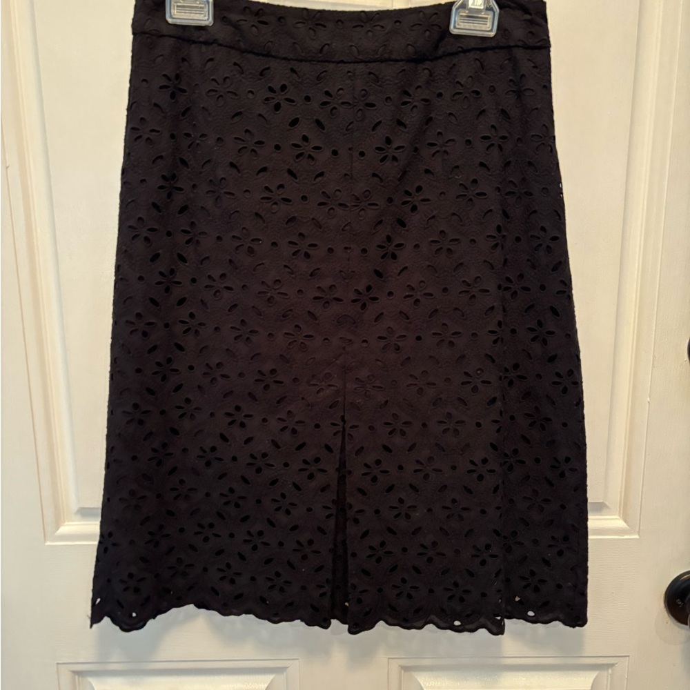 Ladies Talbots Black Eyelet Skirt Size 6